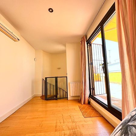Penthouse Near Cathedral Private Rooftop Private Parking Sevilla Bagian luar foto