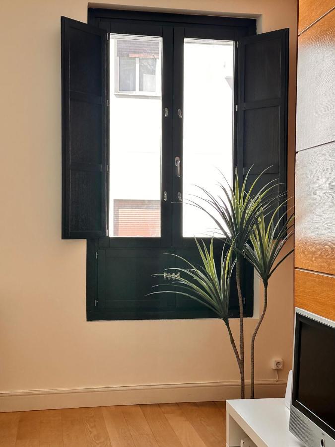 Penthouse Near Cathedral Private Rooftop Private Parking Sevilla Bagian luar foto