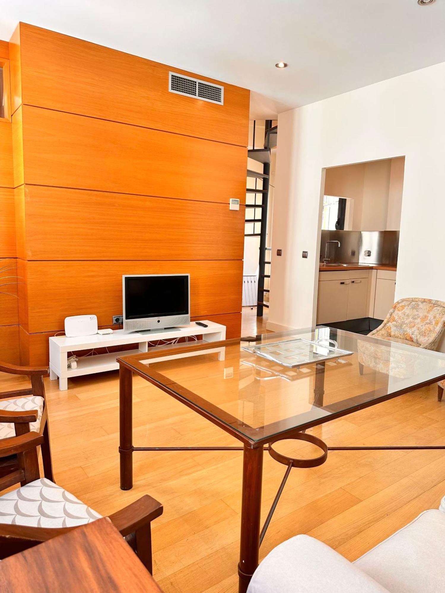 Penthouse Near Cathedral Private Rooftop Private Parking Sevilla Bagian luar foto
