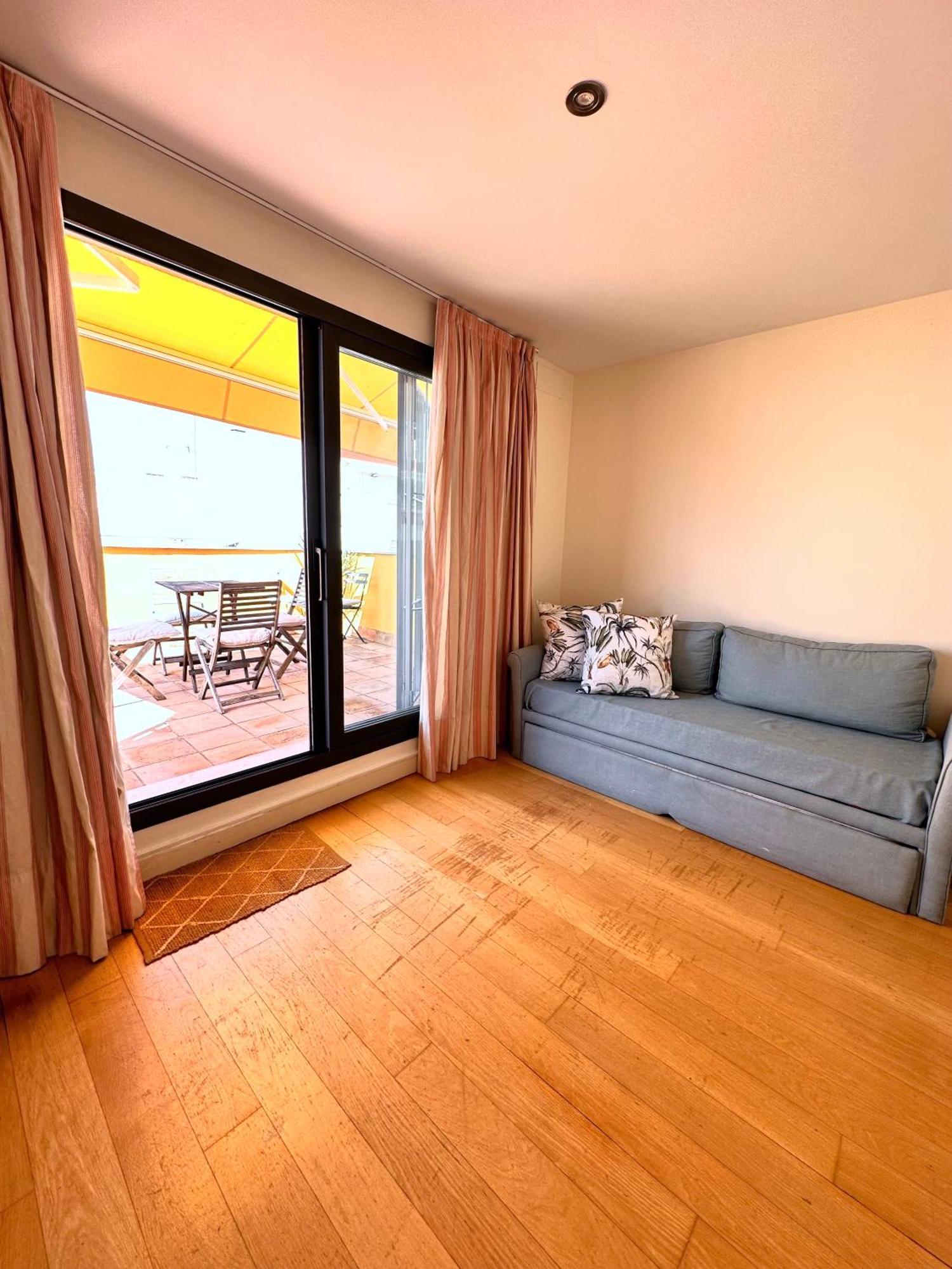 Penthouse Near Cathedral Private Rooftop Private Parking Sevilla Bagian luar foto